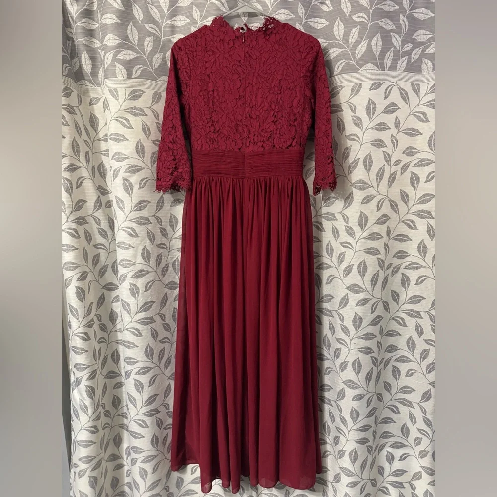 Exquisite English Manor Elegant Burgundy Lace Dress - Picture 5 of 11